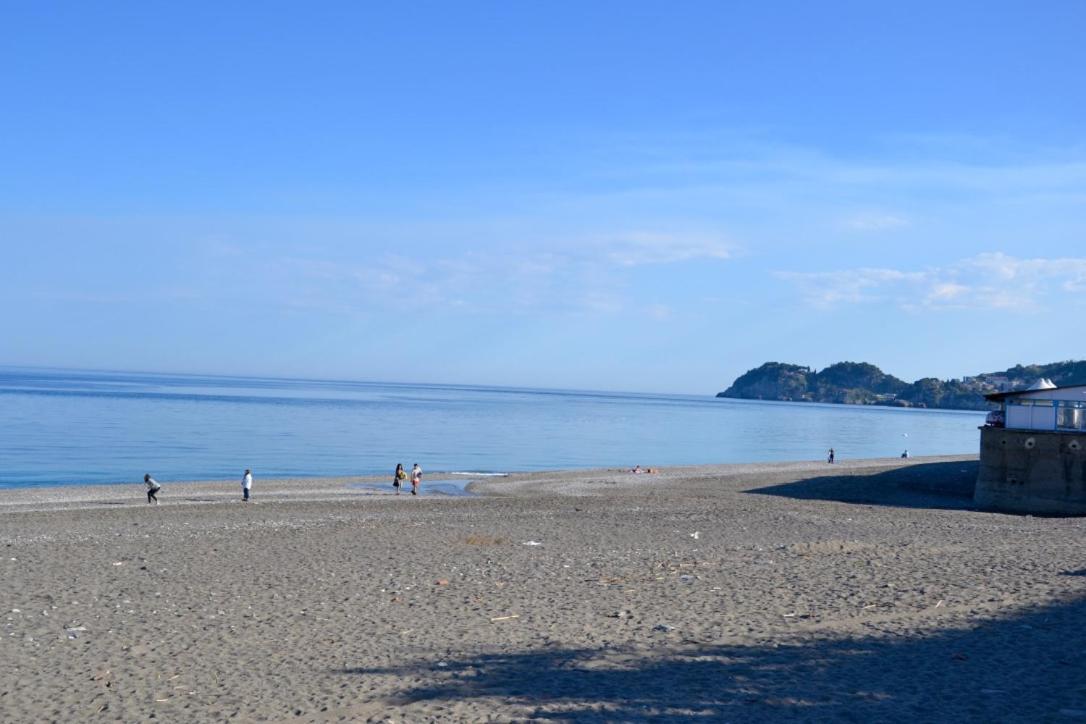 I Tesori Del Mare Bed and Breakfast Letojanni Buitenkant foto