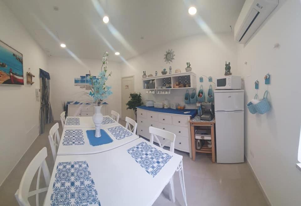 I Tesori Del Mare Bed and Breakfast Letojanni Buitenkant foto
